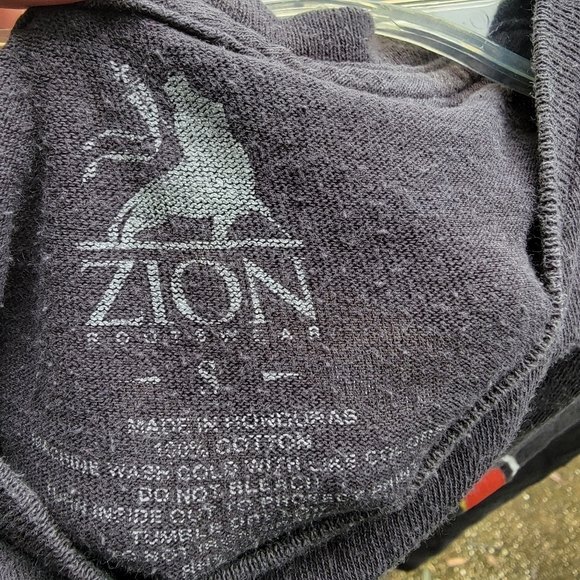 zion roots wear bob marley tshirt size small. - Picture 3 of 3